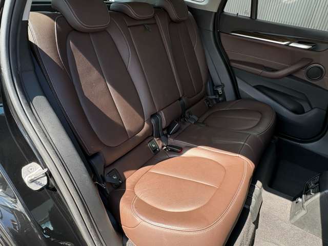 BMW X1 11