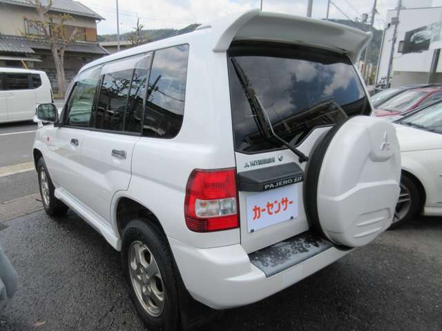 Mitsubishi Pajero iO 3