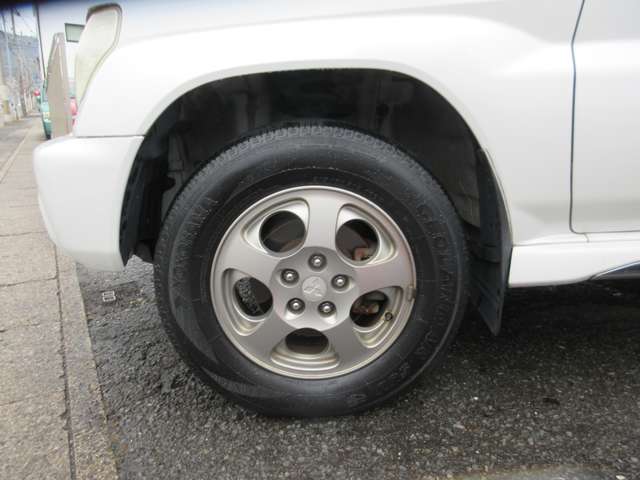 Mitsubishi Pajero iO 10