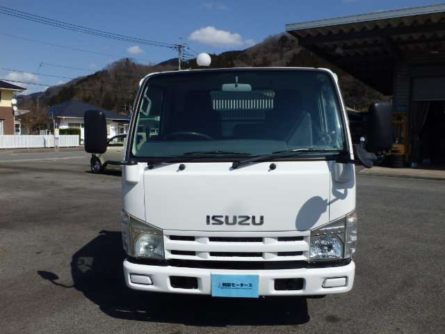 Isuzu Elf 10