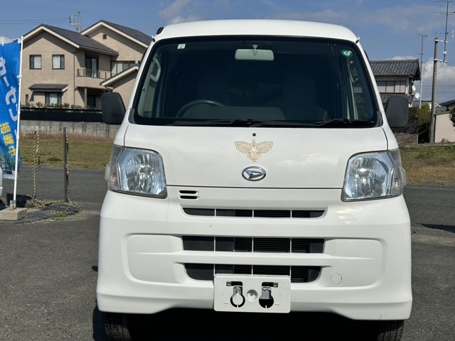 Daihatsu Hijet Cargo 2