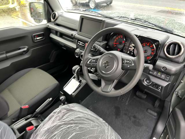 Suzuki Jimny 11