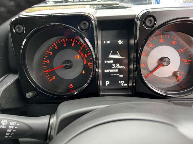 Suzuki Jimny 6