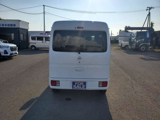 Nissan NV100 Clipper 9