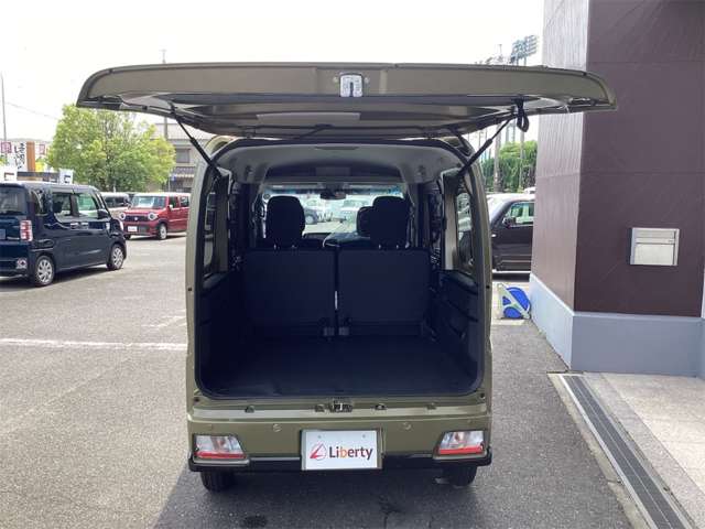 Daihatsu Atrai 12