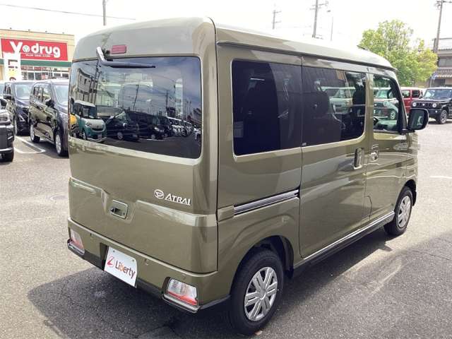 Daihatsu Atrai 5