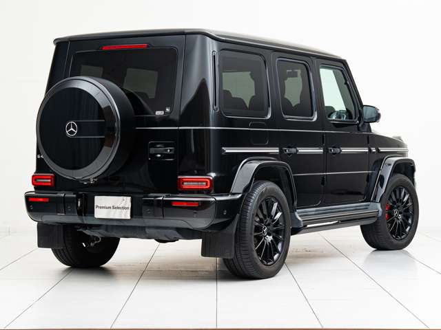 Mercedes-Benz G-Class 12