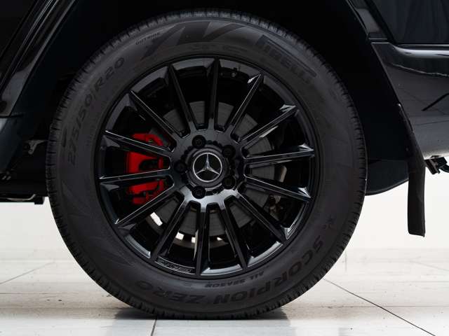 Mercedes-Benz G-Class 9