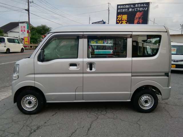 Mitsubishi Minicab Van 9
