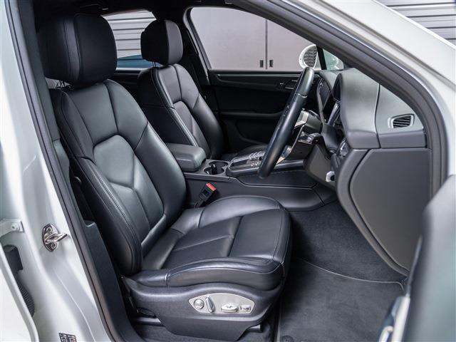 Porsche Macan 10