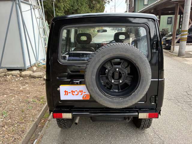Suzuki Jimny 9