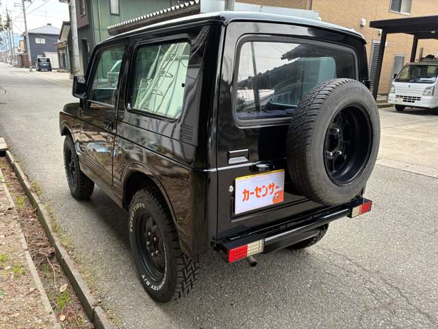 Suzuki Jimny 10