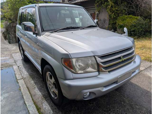 Mitsubishi Pajero iO 2