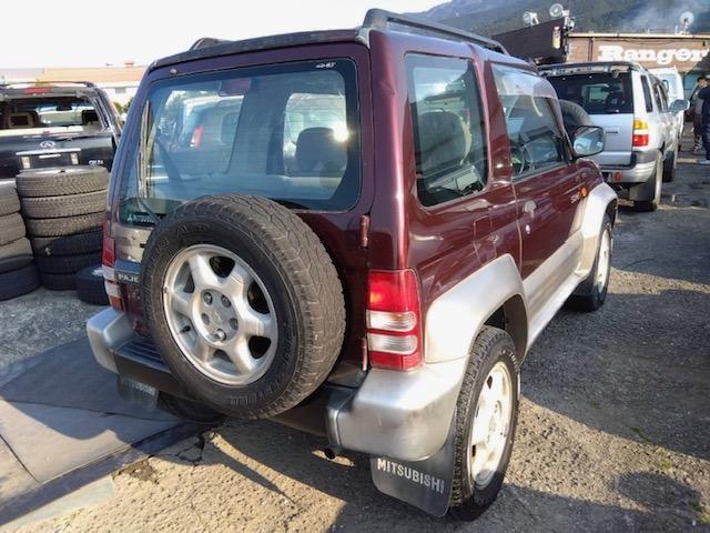 Mitsubishi Pajero Junior 5