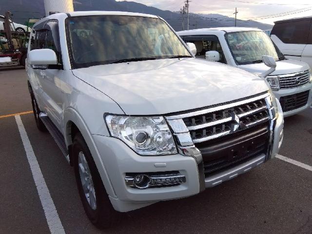 Mitsubishi Pajero 4