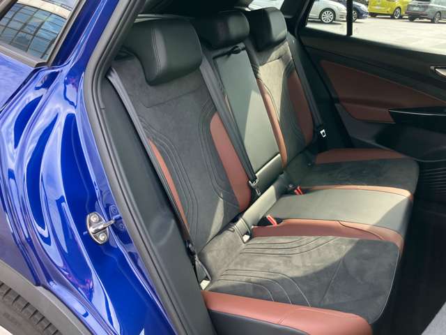 Volkswagen ID.4 4
