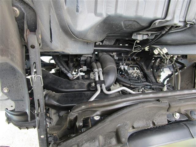 Hino Dutro 9