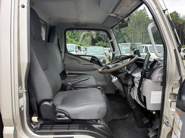 Mitsubishi Fuso Canter 12