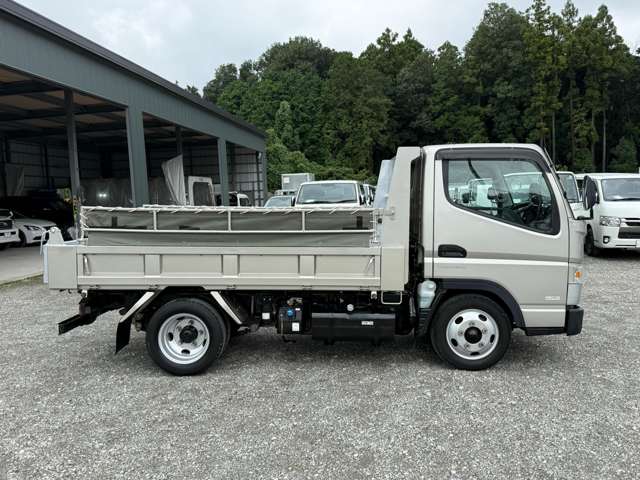 Mitsubishi Fuso Canter 4