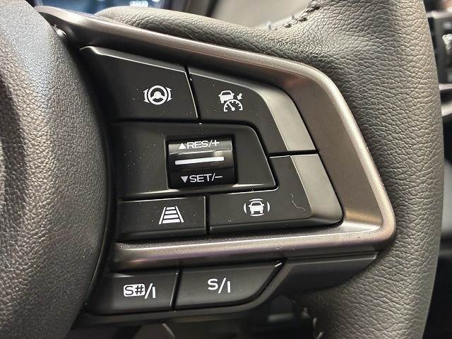 Subaru Legacy Outback 5