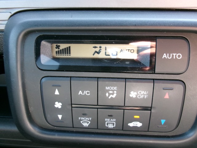 Honda N-VAN 12
