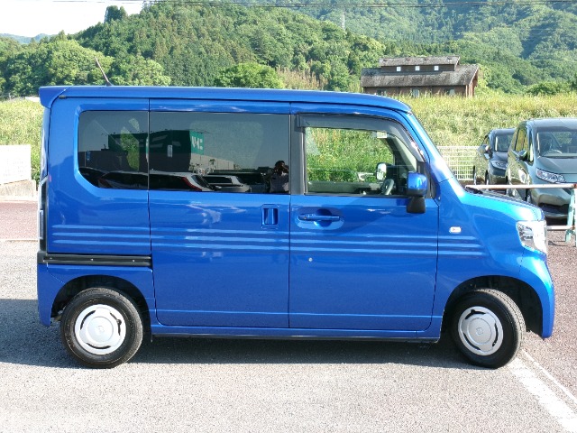 Honda N-VAN 4