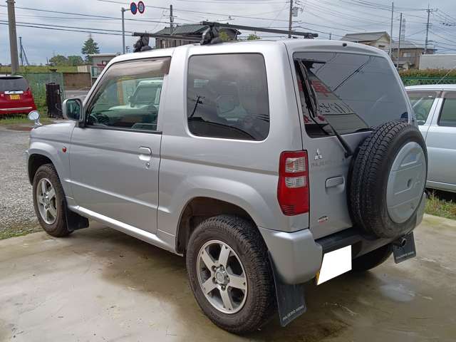 Mitsubishi Pajero Mini 4
