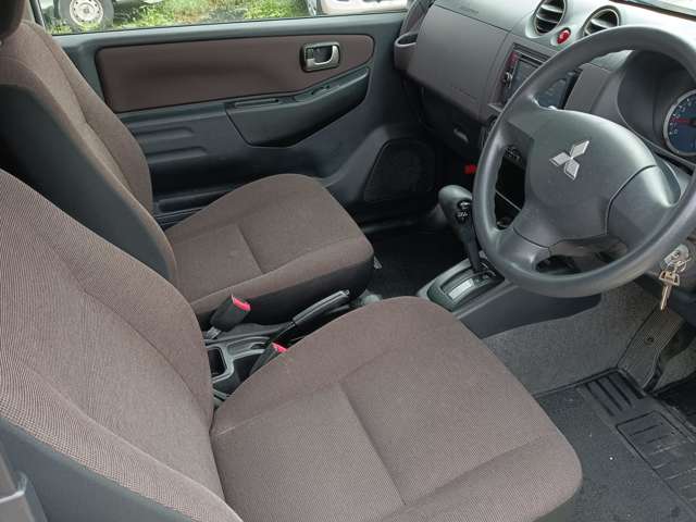 Mitsubishi Pajero Mini 8