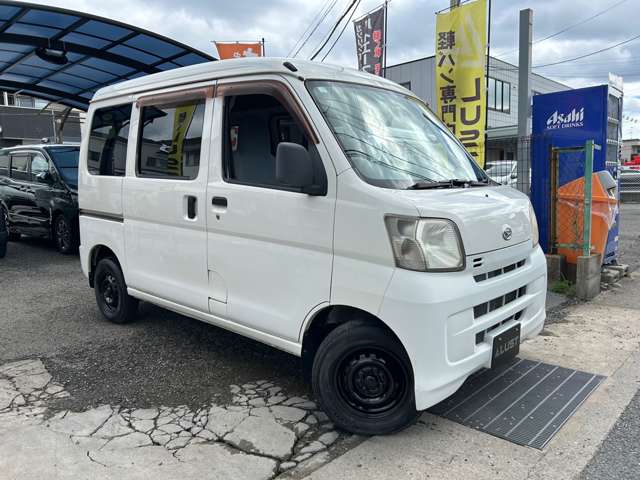 Daihatsu Hijet Cargo 5