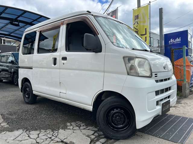 Daihatsu Hijet Cargo 7
