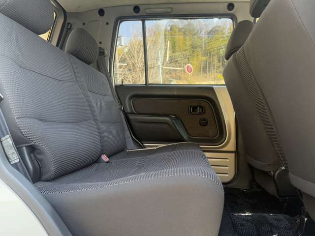 Daihatsu ネイキッド 9
