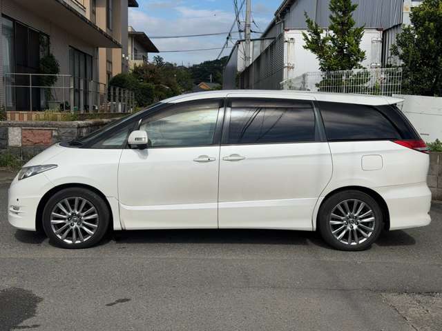 Toyota Estima 9