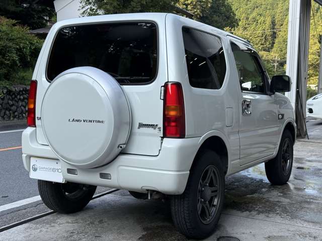 Suzuki Jimny 8