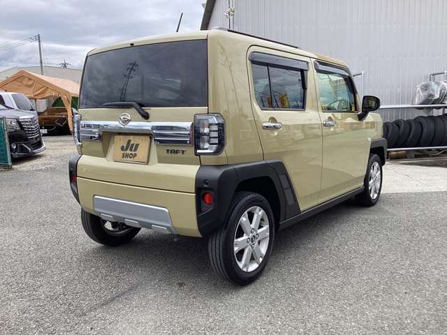 Daihatsu Taft 10