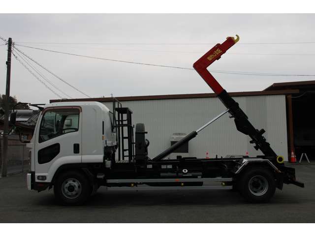 Isuzu Forward 4