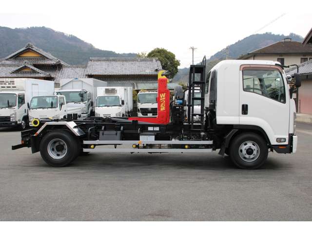 Isuzu Forward 7