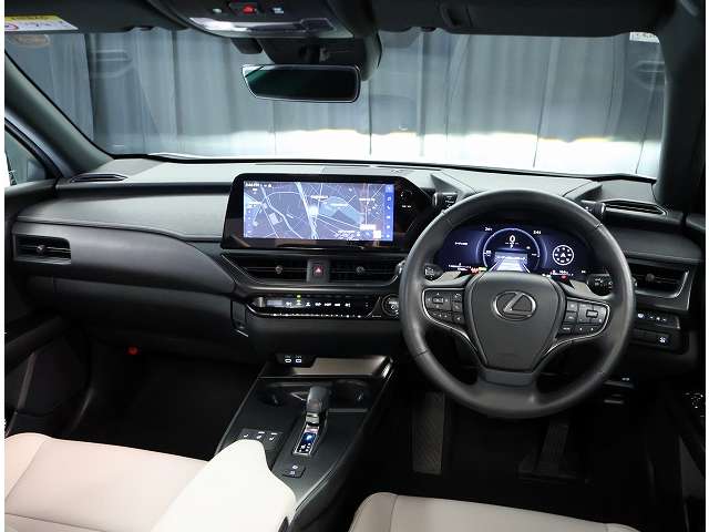 Lexus UX 2