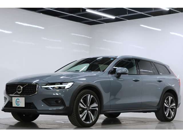 Volvo V60 Cross Country 3