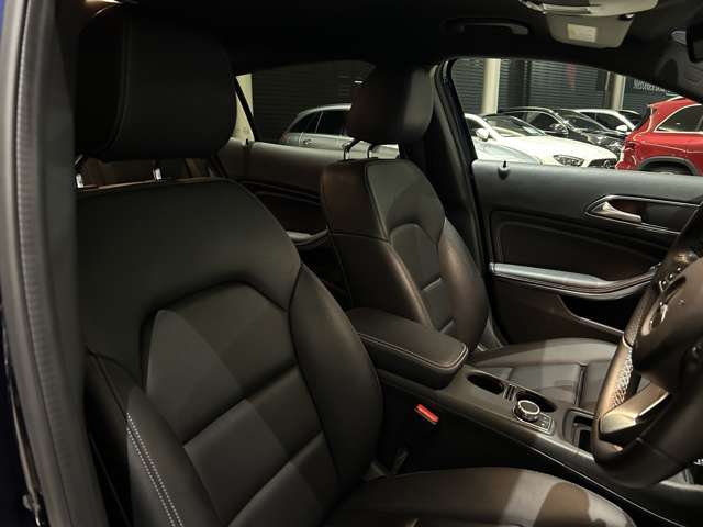 Mercedes-Benz GLA-Class 6