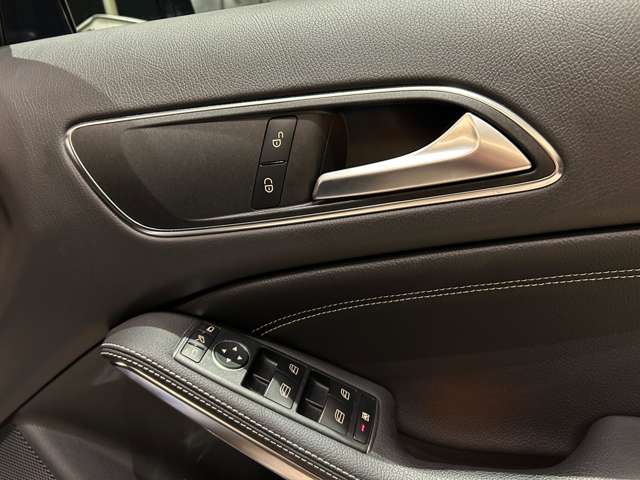 Mercedes-Benz GLA-Class 7