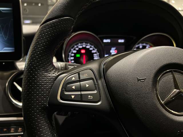 Mercedes-Benz GLA-Class 9