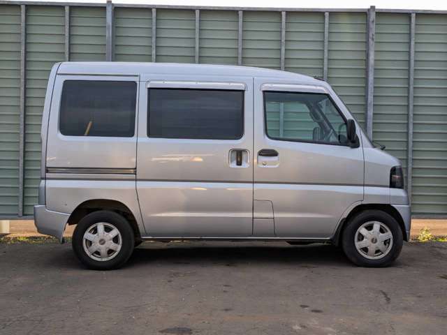 Mitsubishi Minicab Van 7