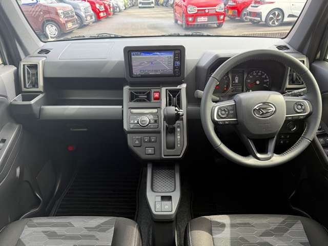 Daihatsu Taft 12