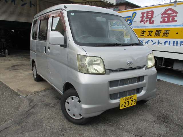 Daihatsu Hijet Cargo 2