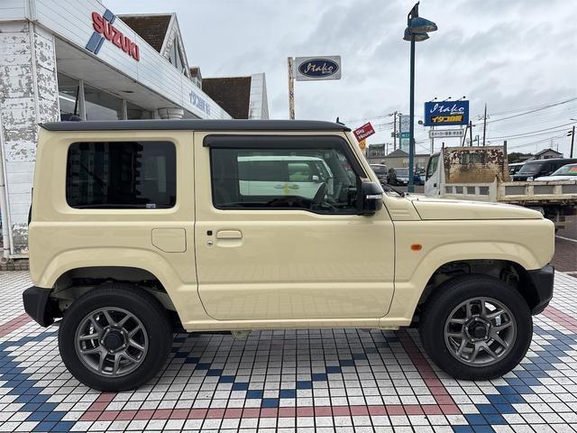 Suzuki Jimny 11