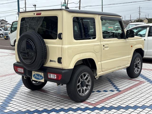 Suzuki Jimny 8