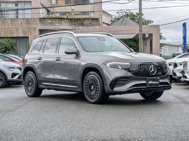 Mercedes-Benz EQB 7