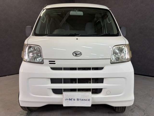 Daihatsu Hijet Cargo 7