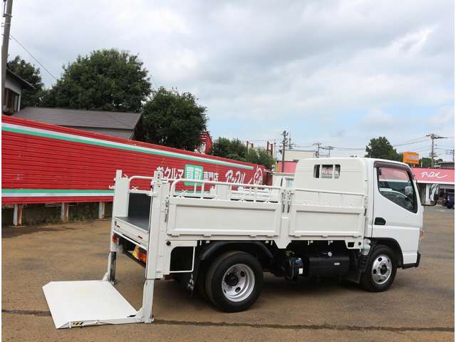 Mitsubishi Fuso Canter 2