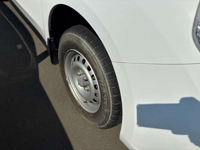Nissan NV150 AD 5